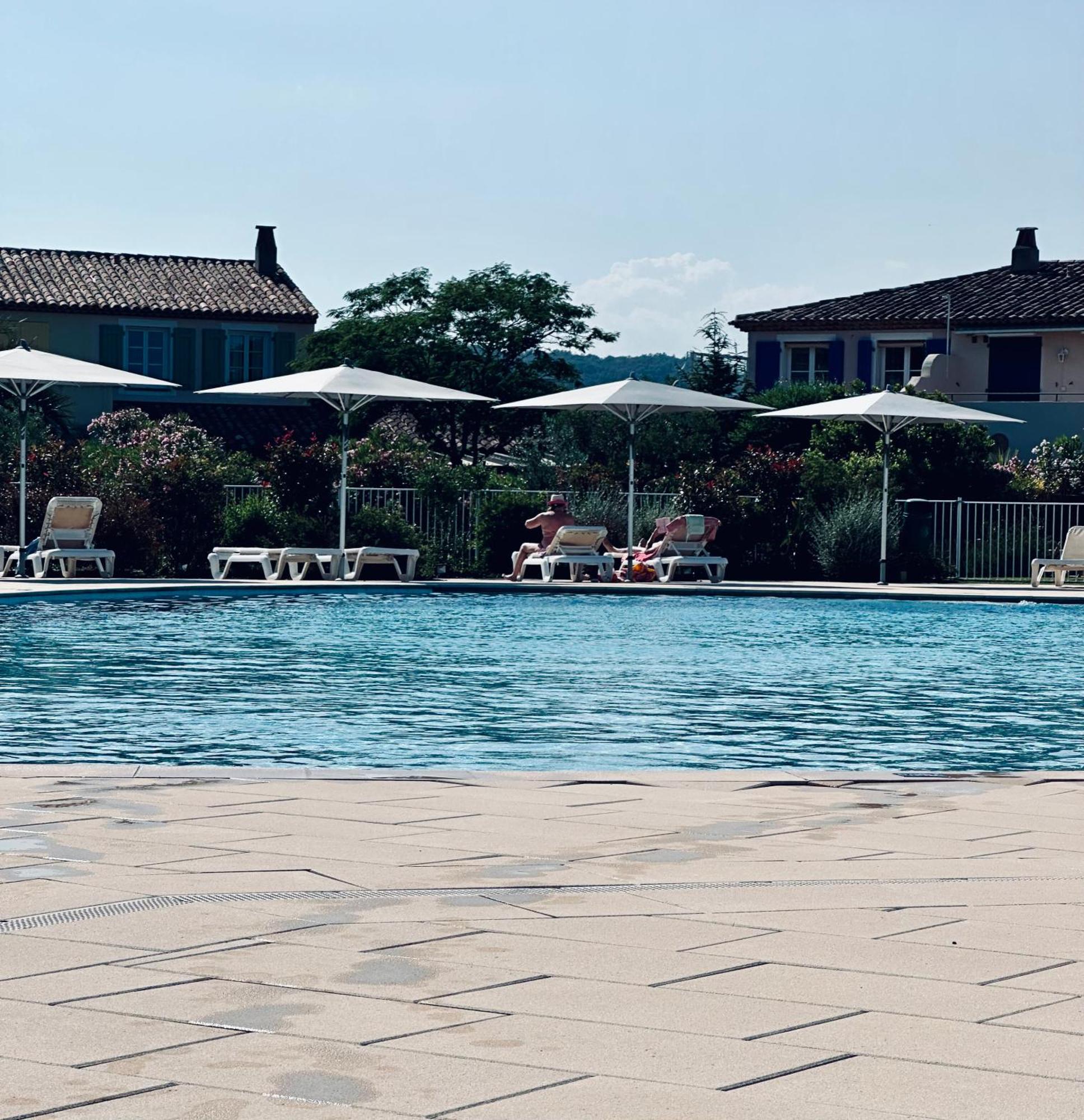 Studio Apartment - Domaine Du Golf Resort Roquebrune-sur Argens Luaran gambar
